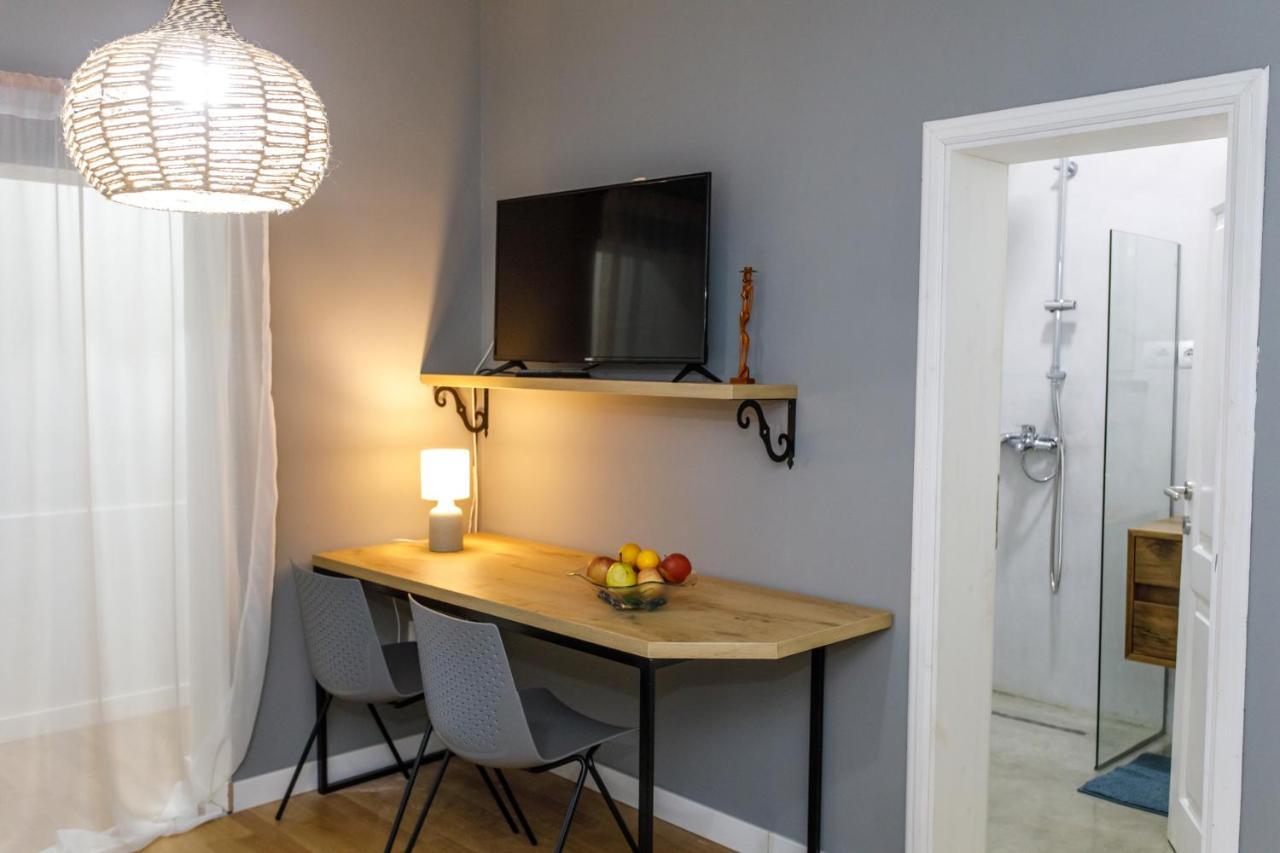 טיראנה Studio Apartments Villa 24 מראה חיצוני תמונה